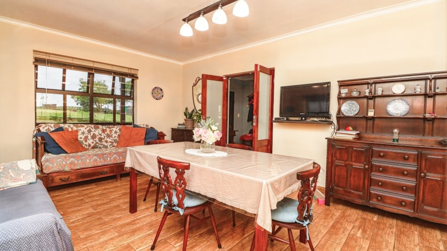 Commercial Property for Sale in Rondevlei Western Cape